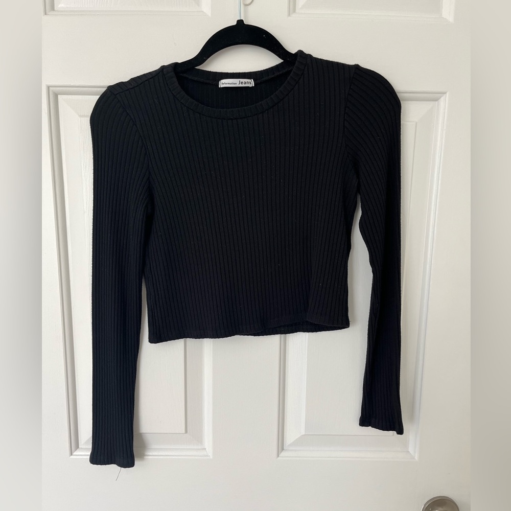Reformation Ribbed long Sleeve Crop Top - Black size Small (fits xs)